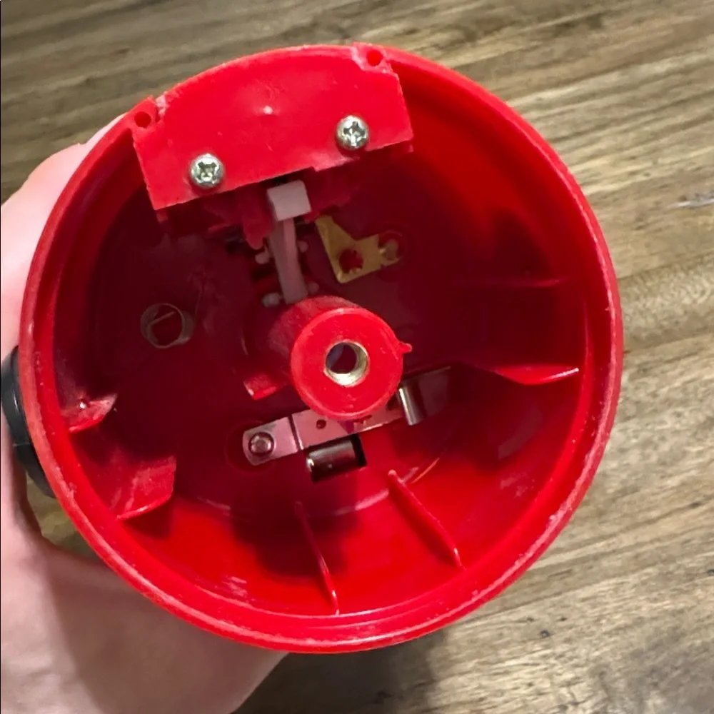 vintage Marlboro Unlimited red nightlight lantern flashlight camp light